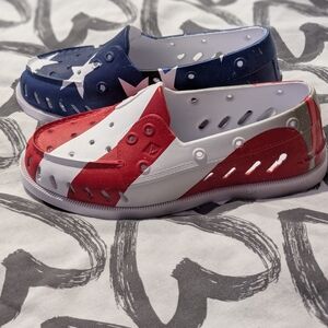 Sperry Top Slider Women's 7 Red, White, and Blue Water Shoes